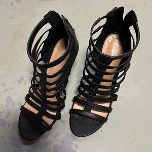 Express straps heels size 7